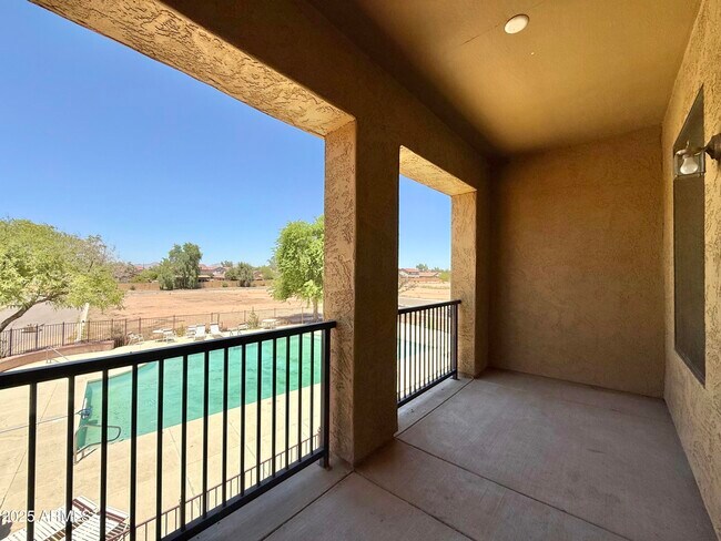 Building Photo - 1456 E 9th St