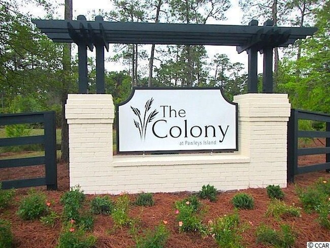 Building Photo - The Colony