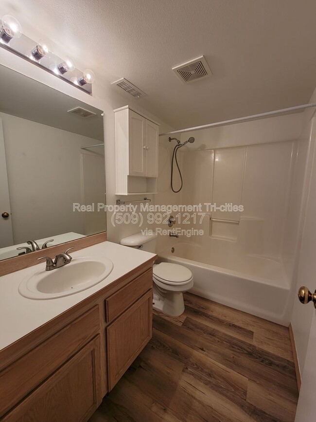 Building Photo - 2628 Scottsdale Pl