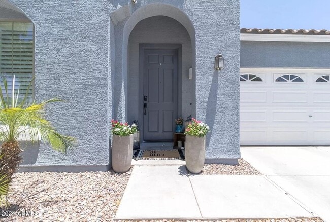 Building Photo - Luxurious 5BR Home in Award-Winning Power ...