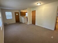 Building Photo - 3105 Woodmore Ln NW