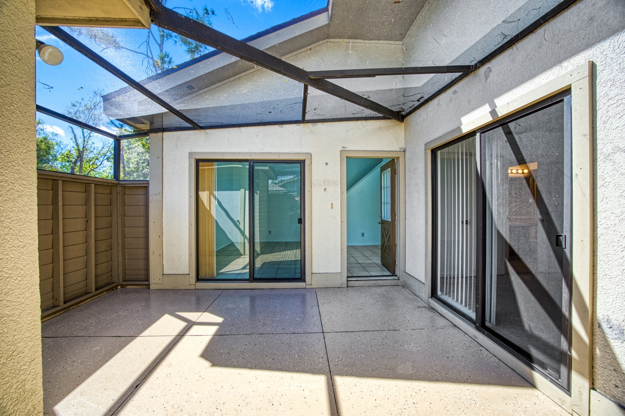 Screen Patio With Large Storage Closet - 13303 Broadhurst Loop