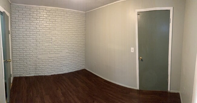 Building Photo - 7014 Florence Pl