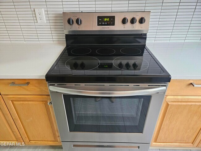 Building Photo - 252 Shadow Mountain Dr