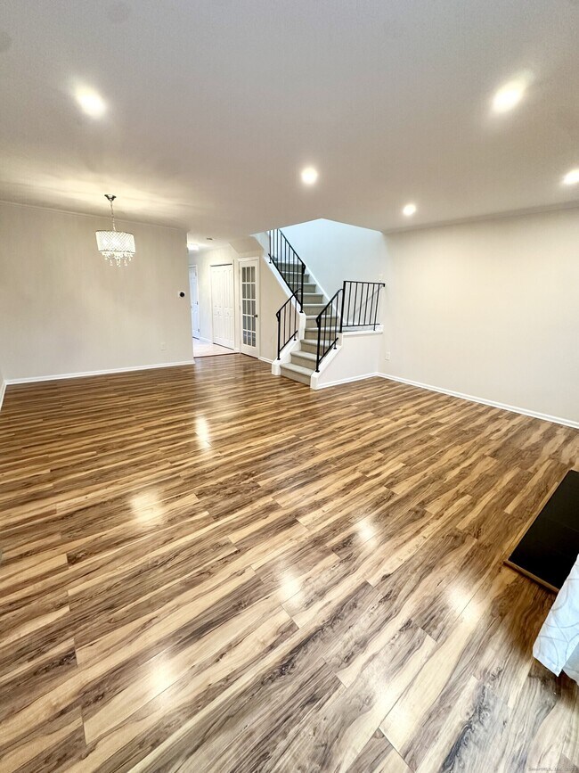 Building Photo - 26 Fawn Ridge Ln