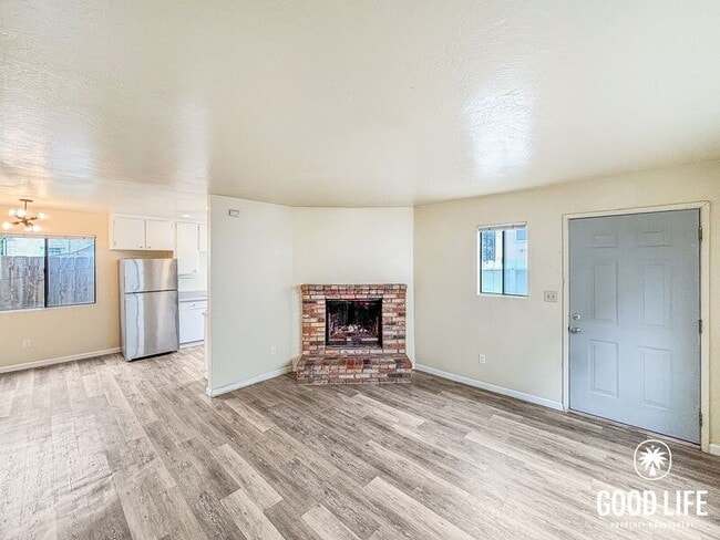 Building Photo - 4379 McClintock St