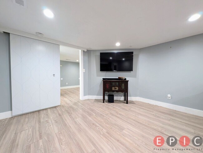 Building Photo - 1774 S 500 E