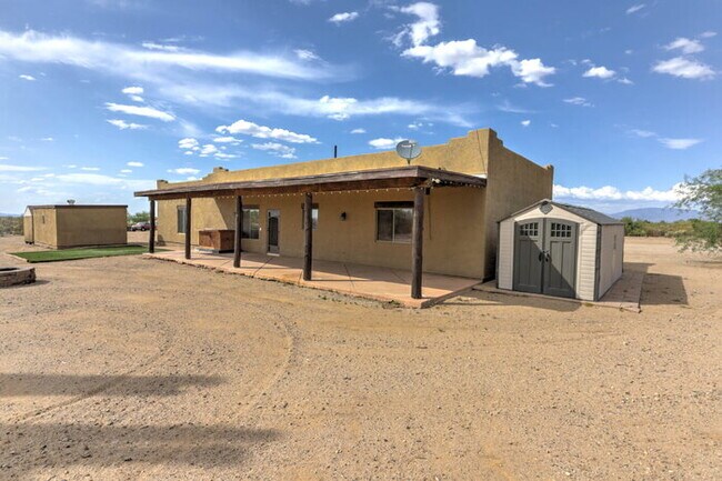 Building Photo - Vail - Rural Property on acreage