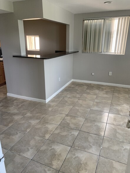 Building Photo - 1036 SW 3rd St