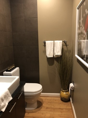 Downstairs guest bathroom - 2663 S Centinela Ave