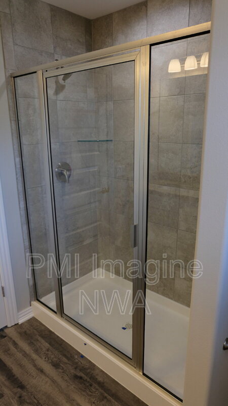 Building Photo - 474 N Yona Ln