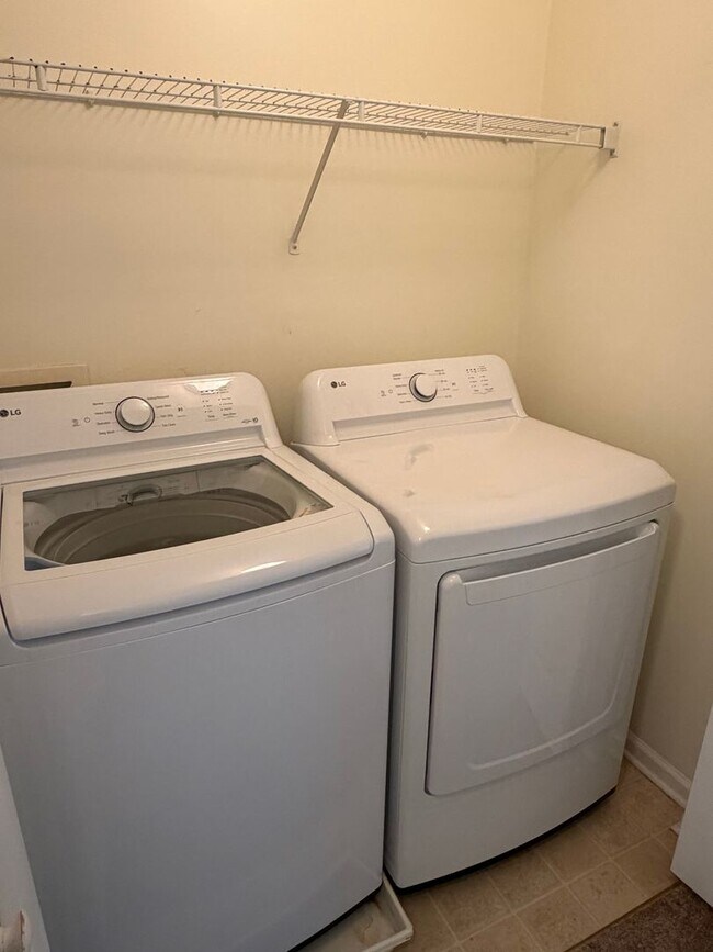 Building Photo - Two Bedroom Townhome in The Farm