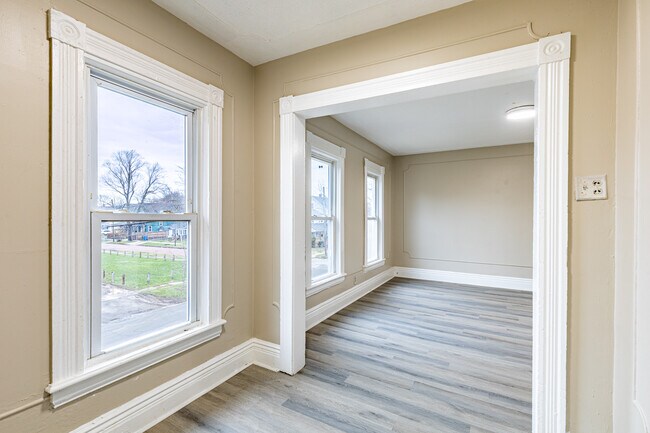 Building Photo - 25 Wabash St