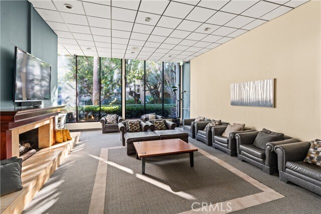 Building Photo - 576 N Bellflower Blvd