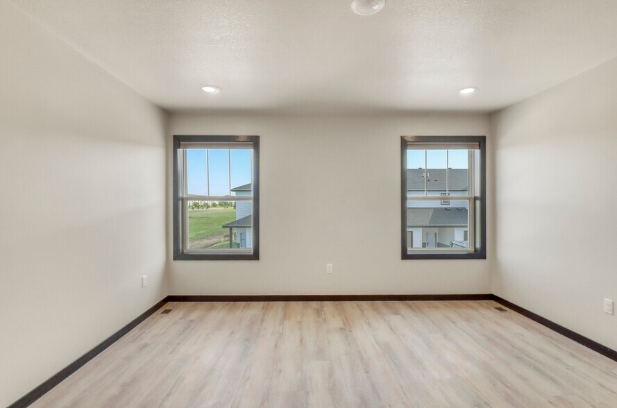 MASTER BEDROOM - 5745 24th St S