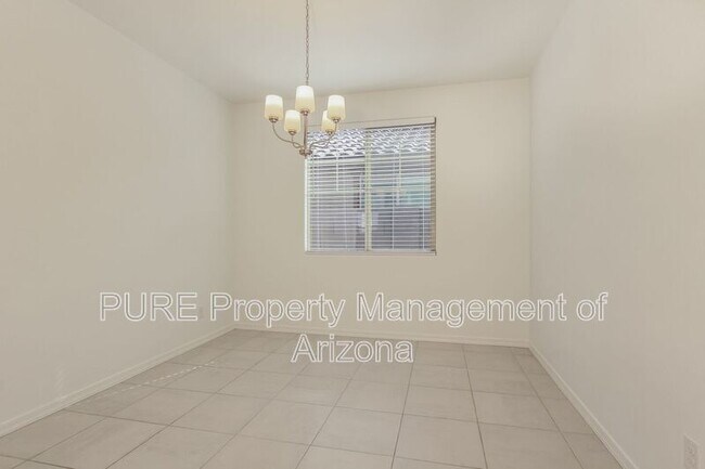 Building Photo - 3769 N 102nd Ave