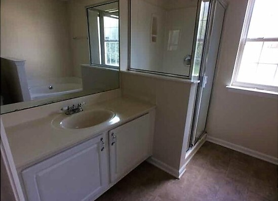 Building Photo - 3724 Capps Hill Dr