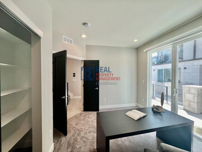 Building Photo - 7861 W 51st Ave