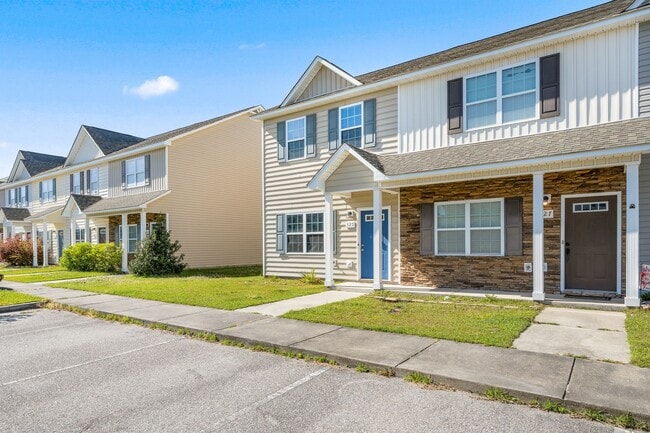 Building Photo - 525 Oyster Rock Ln