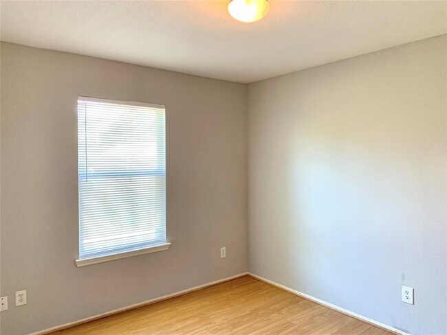 Building Photo - 7107 Mountain Dale Ct