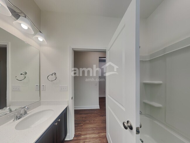 Building Photo - 2221 Saffron Walden Dr