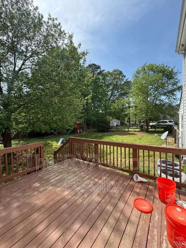 Building Photo - 10075 Aragon Dr