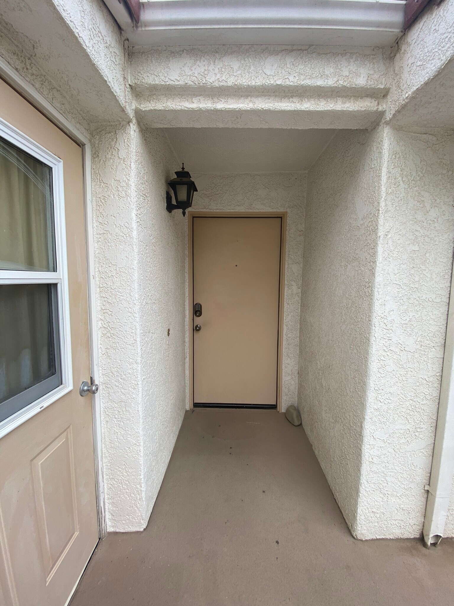 Building Photo - 2623 Antonio Dr