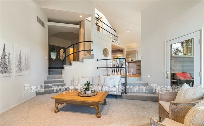 Building Photo - 14 Orchid Ct