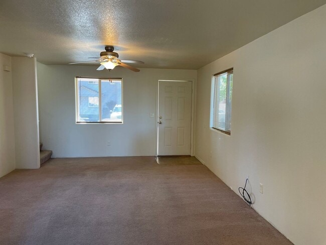 Building Photo - Very Nice Two Story 2 Bedroom 1.5 Bathroom...