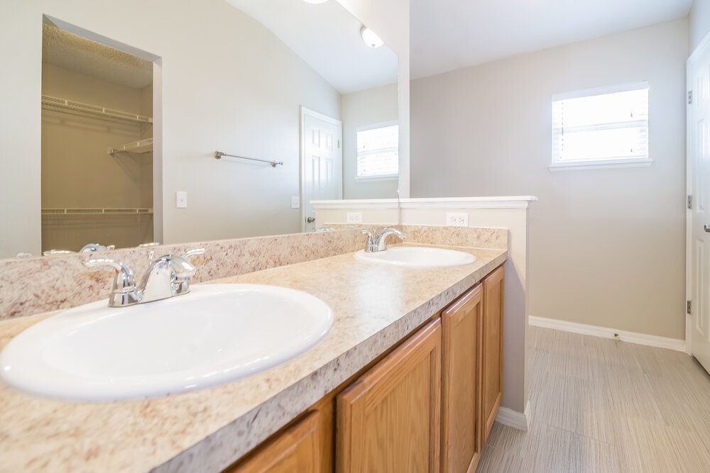 Building Photo - 3192 Carlotta Road