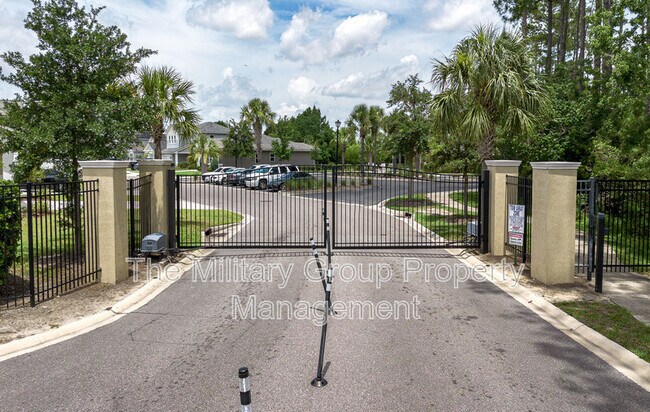 Building Photo - 9322 Scaup Way