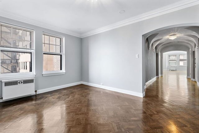 Building Photo - 1640 E 50th St
