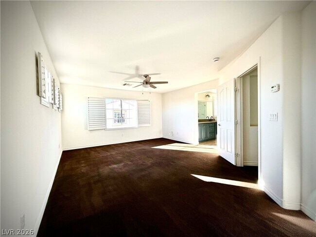 Building Photo - 1862 Hollywell St