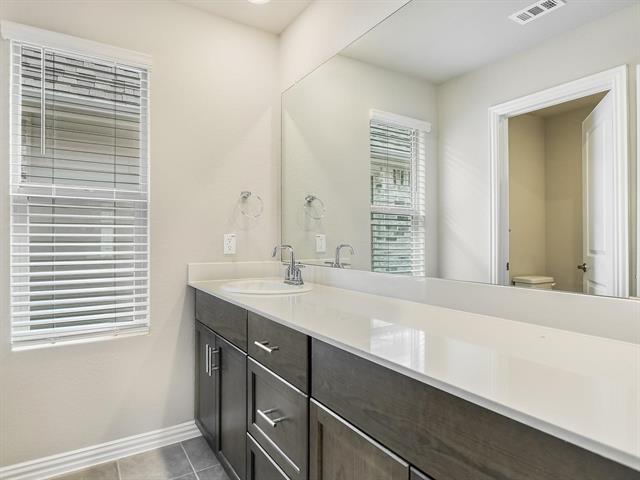 Building Photo - 2612 Gateway Ave