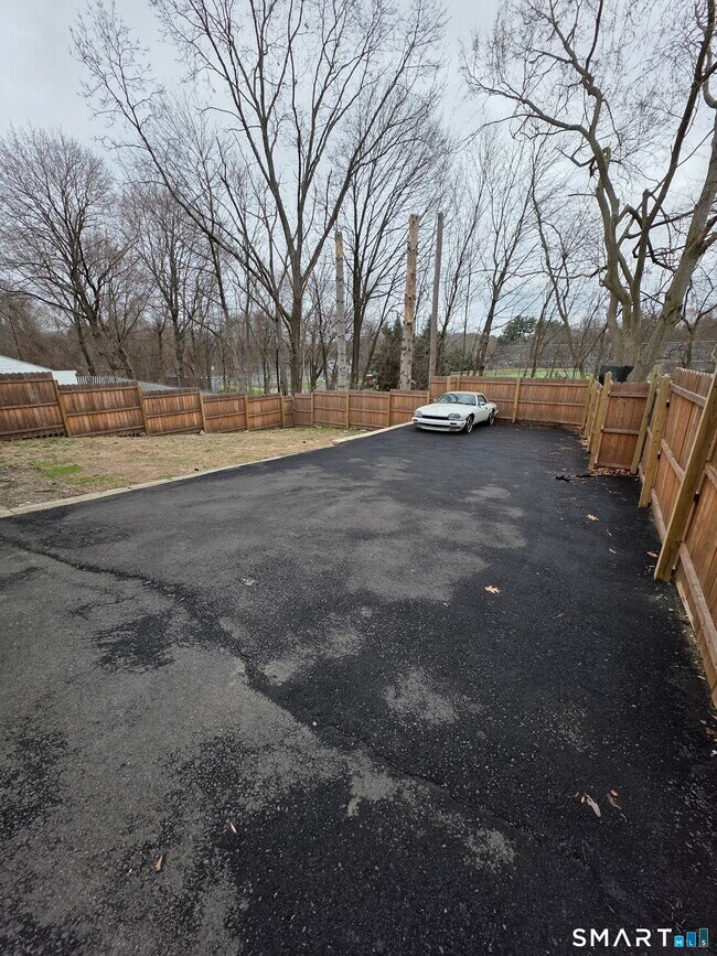 Building Photo - 31 Van Orman St