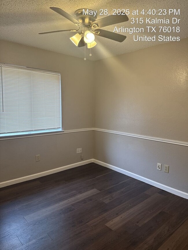 Building Photo - 315 Kalmia Dr