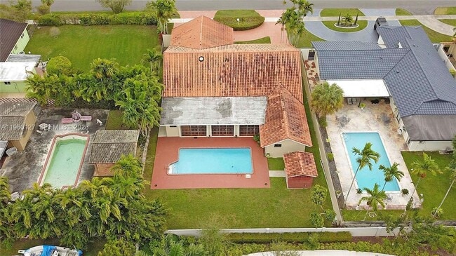 Building Photo - 2220 SW 90th Ave