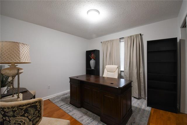 Building Photo - 2701 Chenier St