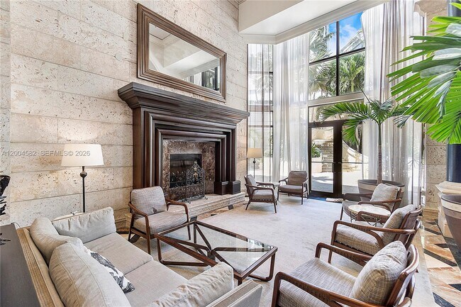 Building Photo - 3350 SW 27th Ave