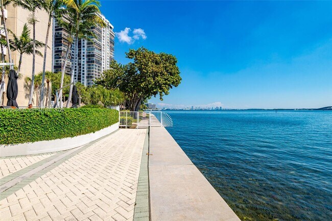 Building Photo - 2451 Brickell Ave