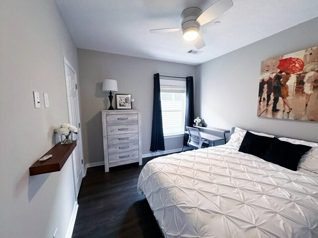 Building Photo - 1247 Park Run Dr