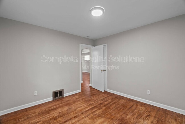 Building Photo - 2104 Lexa Dr