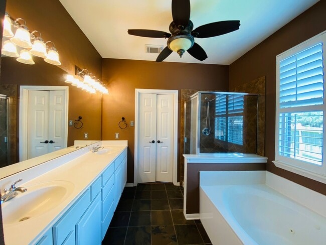 Building Photo - 6302 Spring Tide Ct