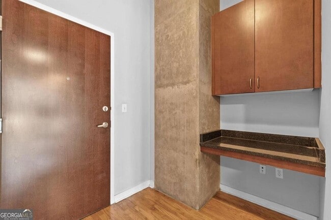 Building Photo - 400 W Peachtree St NW