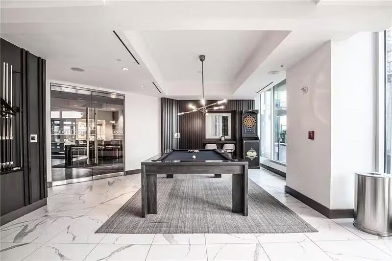 Building Photo - 400 W Peachtree St NW