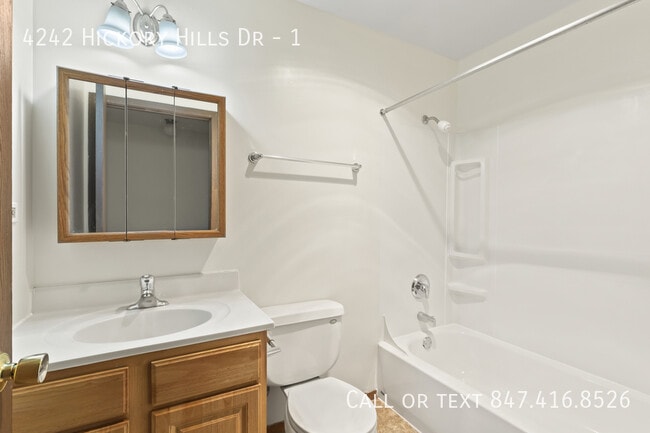 Building Photo - 4242 Hickory Hills Dr