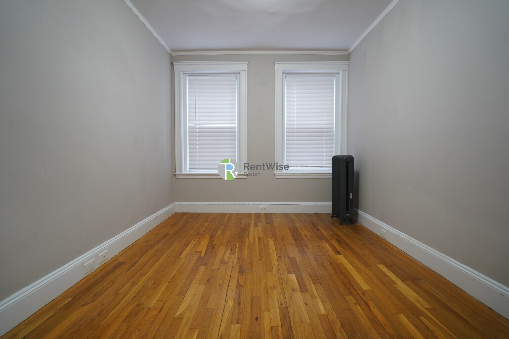 Building Photo - 19 Vinal St