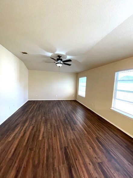 Building Photo - 6721 Cold Water