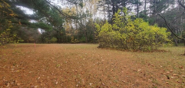 Building Photo - 1 Bedroom Mobile Home on 1 acre lot close to Tart Trail Leelanu Coutny