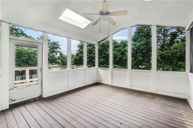 Building Photo - 3296 Belmont Glen Dr SE